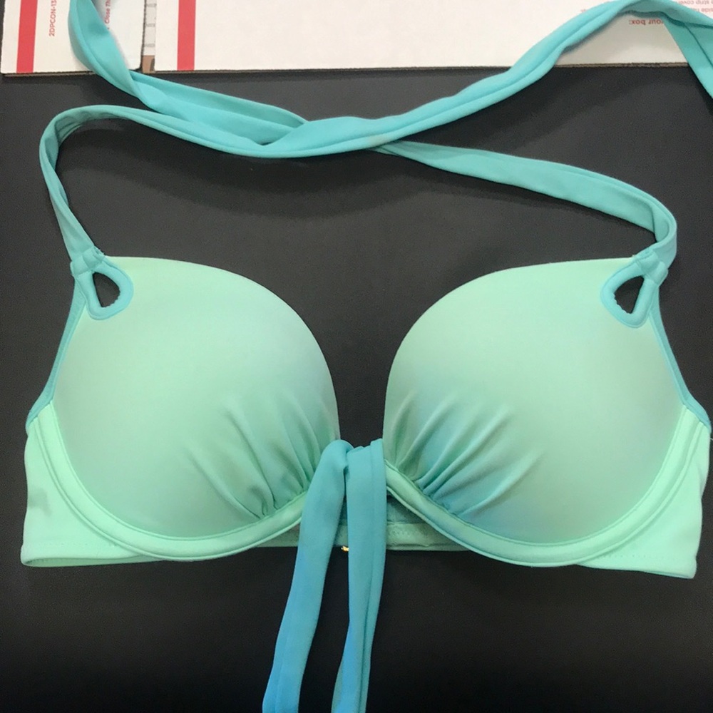 💦Victoria Secret Push Up Swim Top